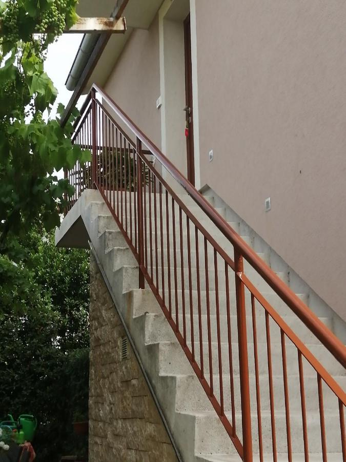 Nina Daire Medulin Dış mekan fotoğraf
